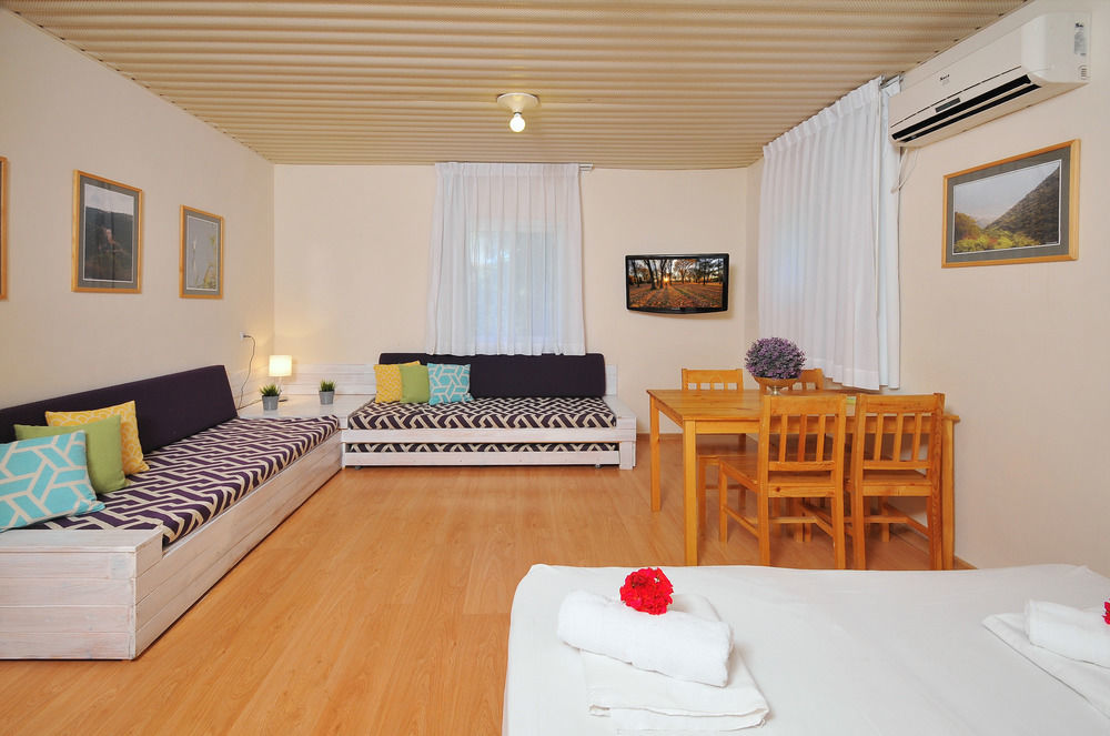 Travel Hotel Eilon Elon Buitenkant foto